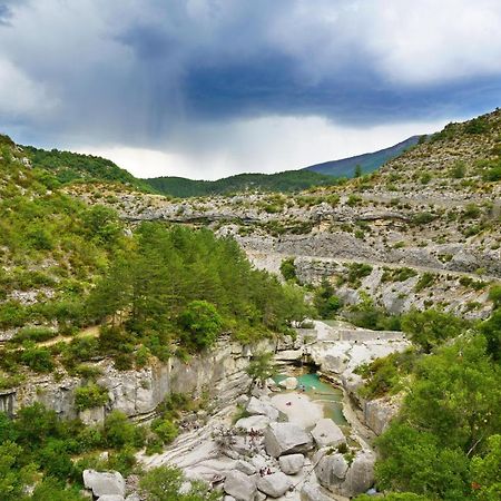 Vvf Haute Provence Lagrand المظهر الخارجي الصورة