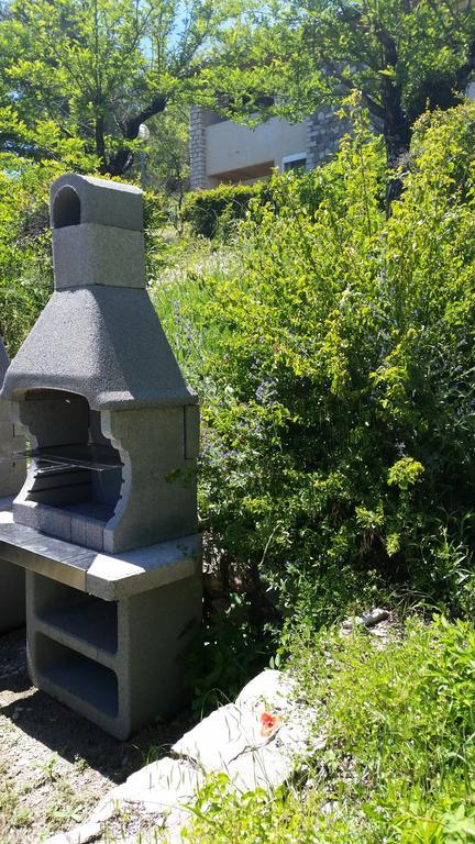 Vvf Haute Provence Lagrand المظهر الخارجي الصورة